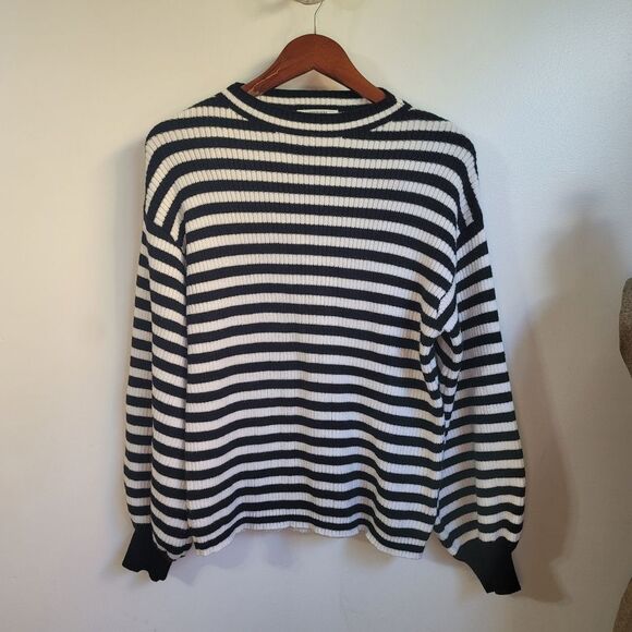 Anthropologie Sydney Balloon-Sleeved Sweater Size Medium - Picture 2 of 5